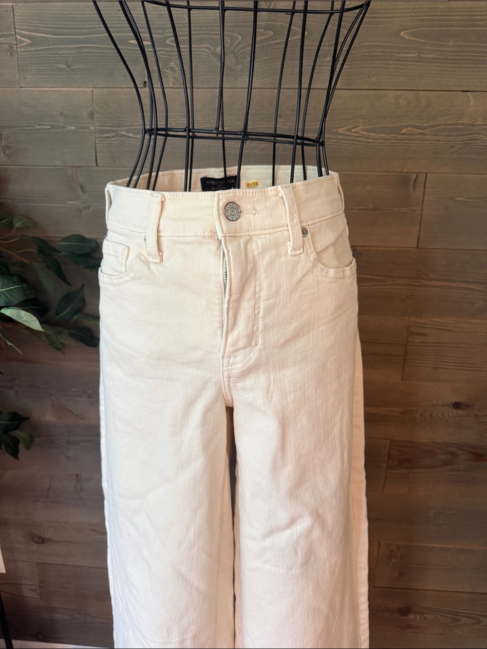 Banana republic wide leg cropped jeans - Picture 2 of 3